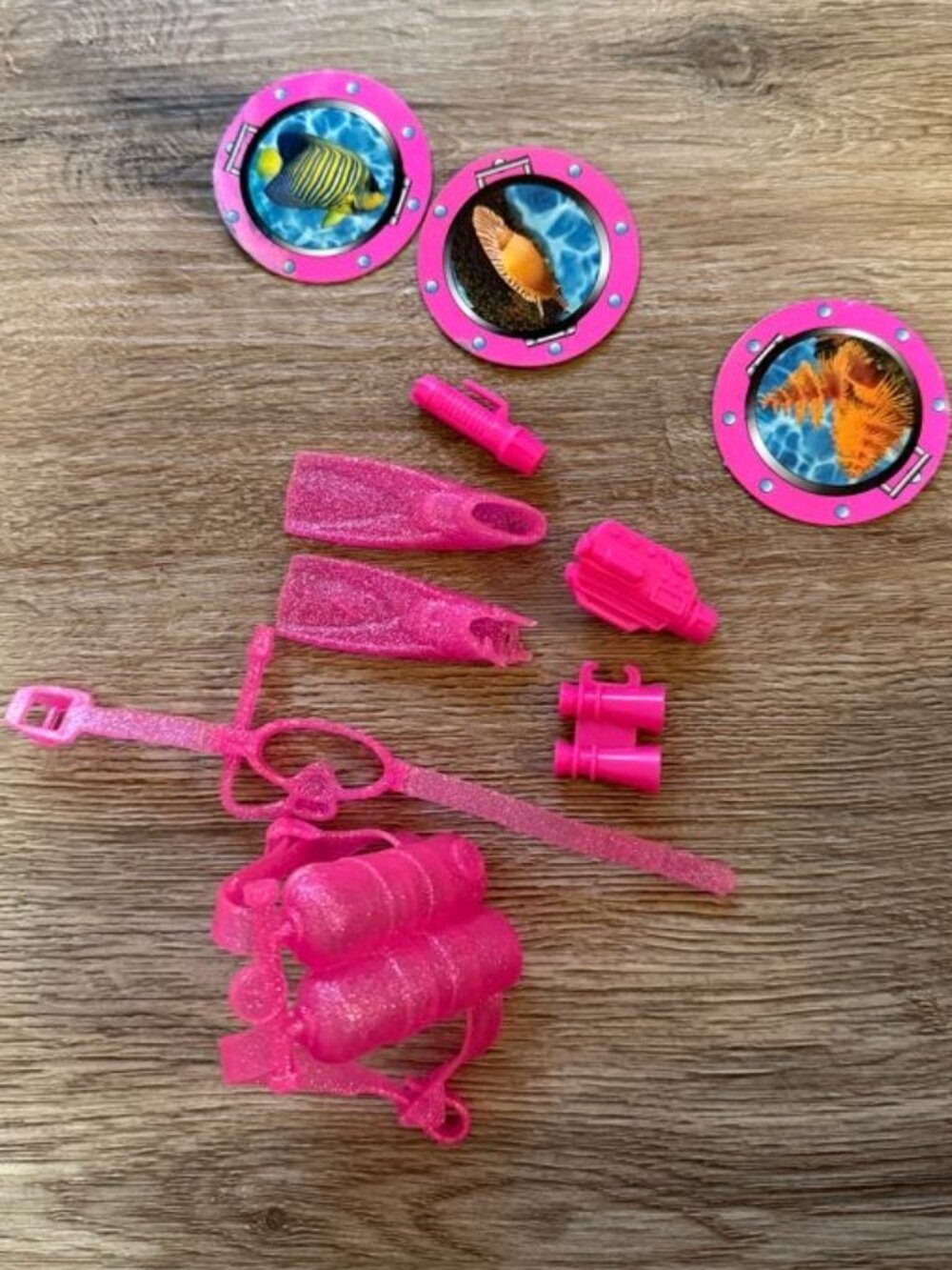 1996 Ocean Friends Barbie Accessories Only
